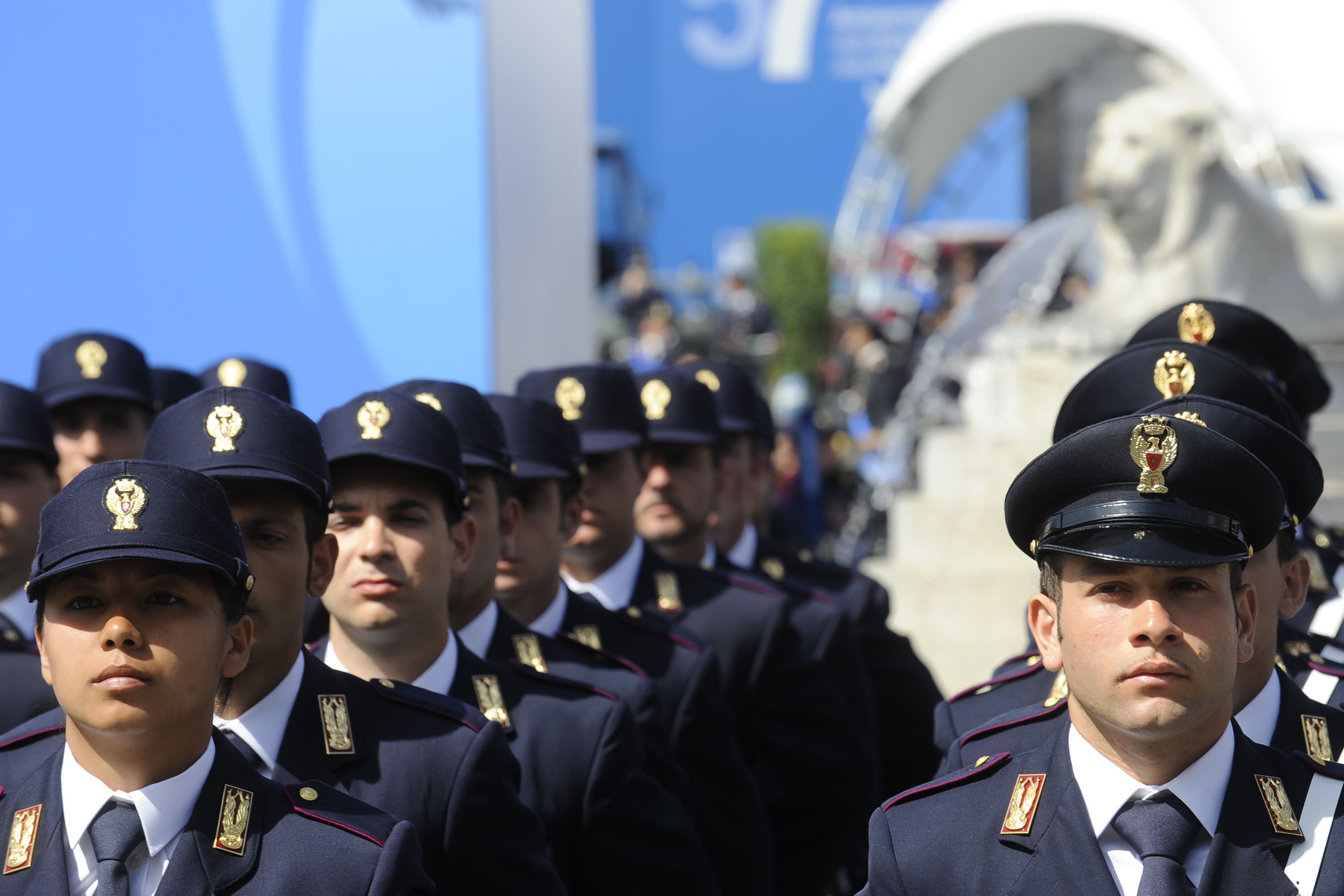 bando concorso agenti polizia comune nola domanda