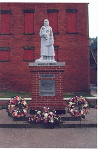 Monongah_Heroine_Statue Calabria west virginia