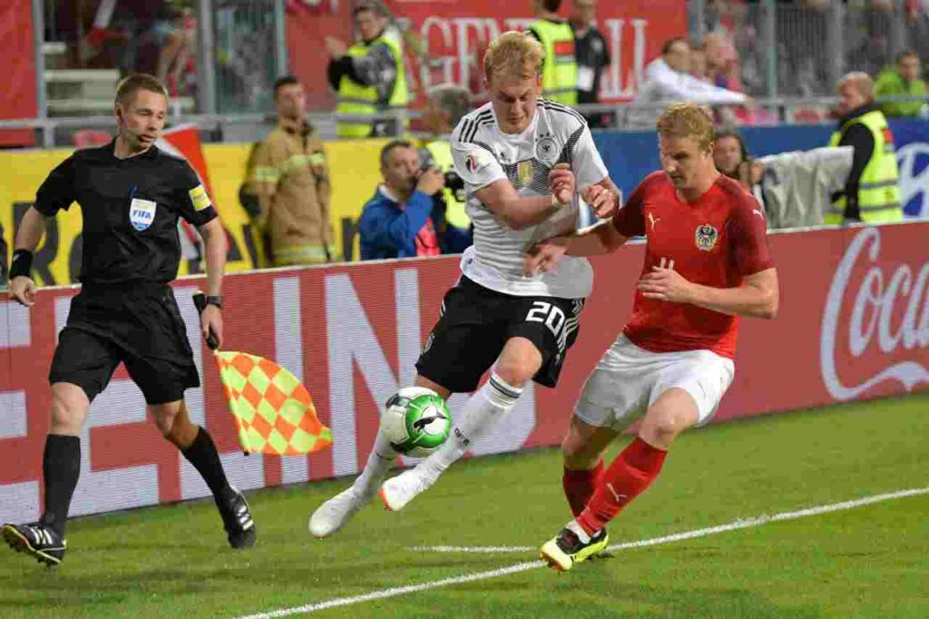 Calciomercato Juventus accelerata per Julian Brandt