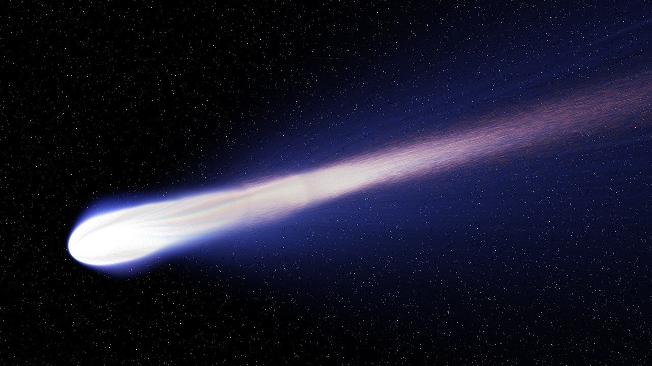 Cometa di Natale quando sarà possibile vederla. I dettagli del fenomeno