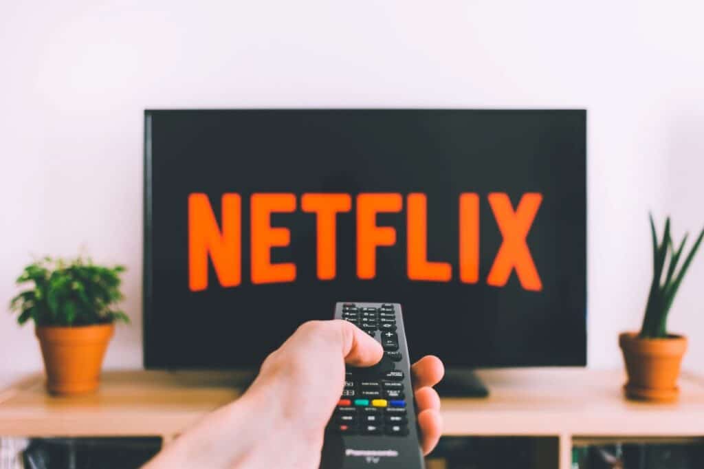 Netflix sconto abbonamento al 50%, i nuovi piani per gli utenti in India