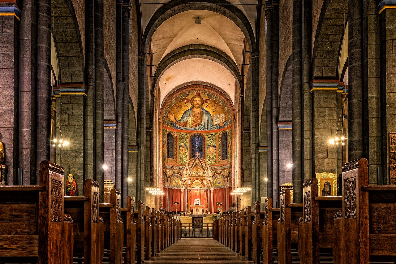 Interno chiesa