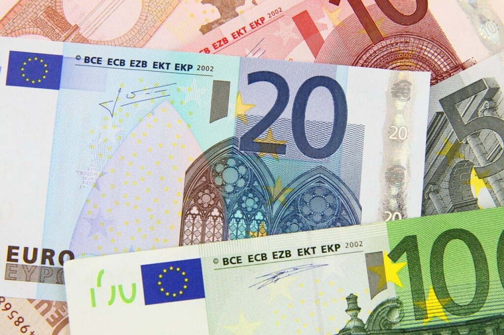 Pensioni ultime notizie aumento 365 euro