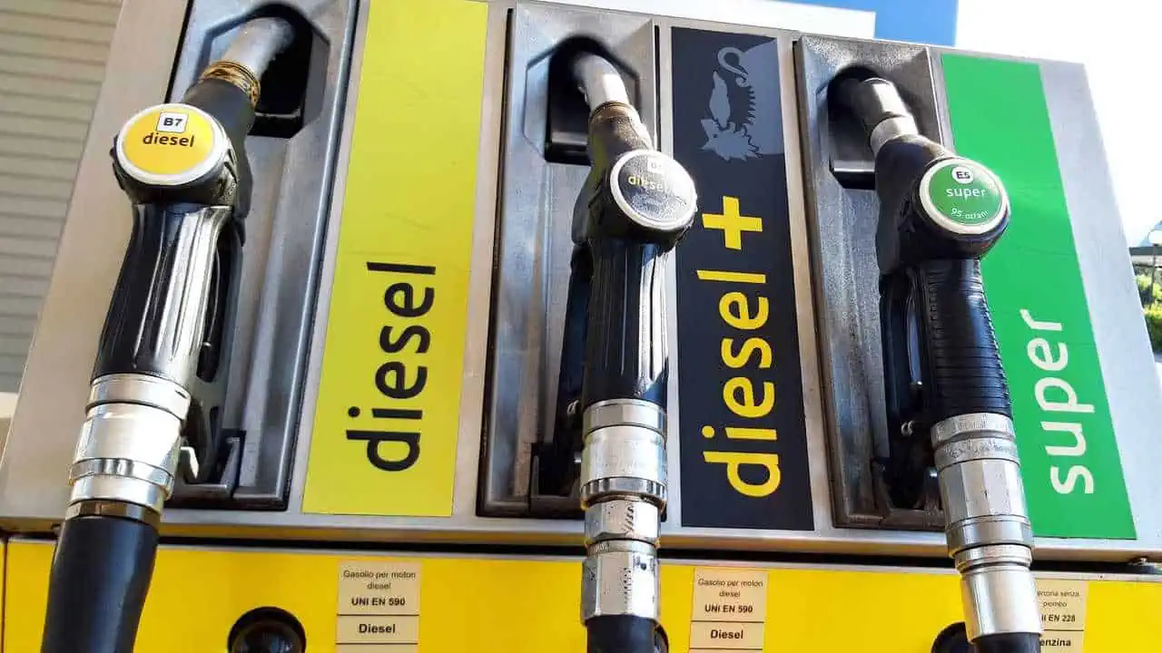 Prezzo benzina e prezzo diesel oggi, 24 febbraio. I dati principali