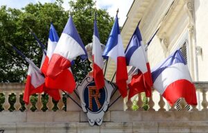 Elezioni Francia 2024: Macron e sinistra uniti contro Rn? Ultime notizie